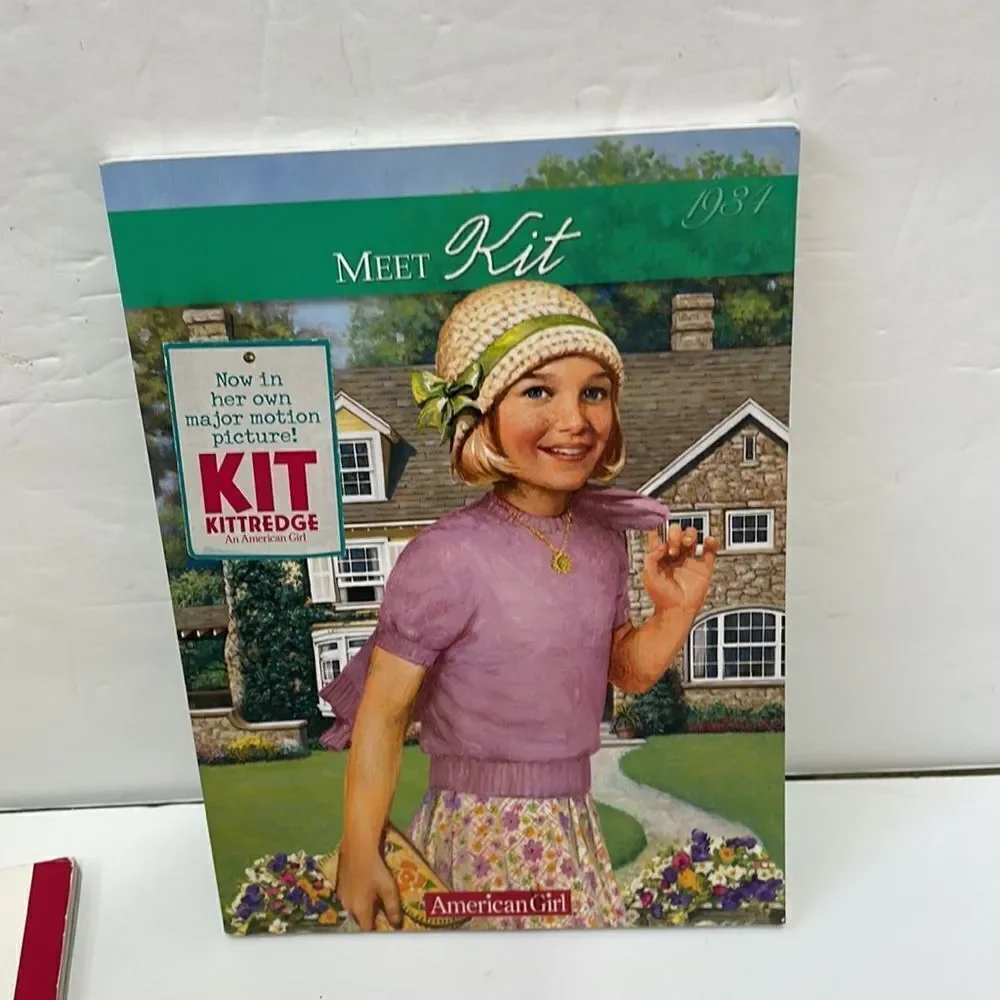 ‎TEN AMERICAN GIRL BOOKS - Picture 7 of 11